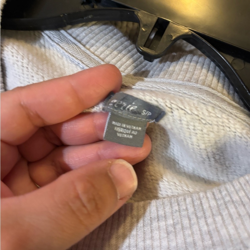 Aerie Women's Gray and Camouflage Sweater - Picture 2 of 6